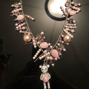 Chunky costume necklace